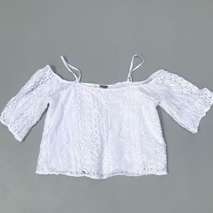 Aerie white lace cold shoulder top Sz M